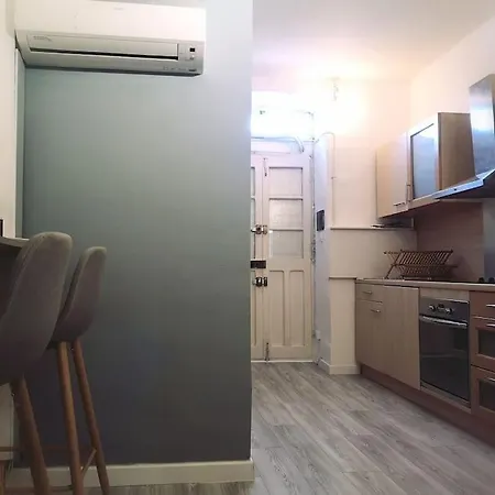 F1 37m² Hyper Centre Face Au Marche Apartman *